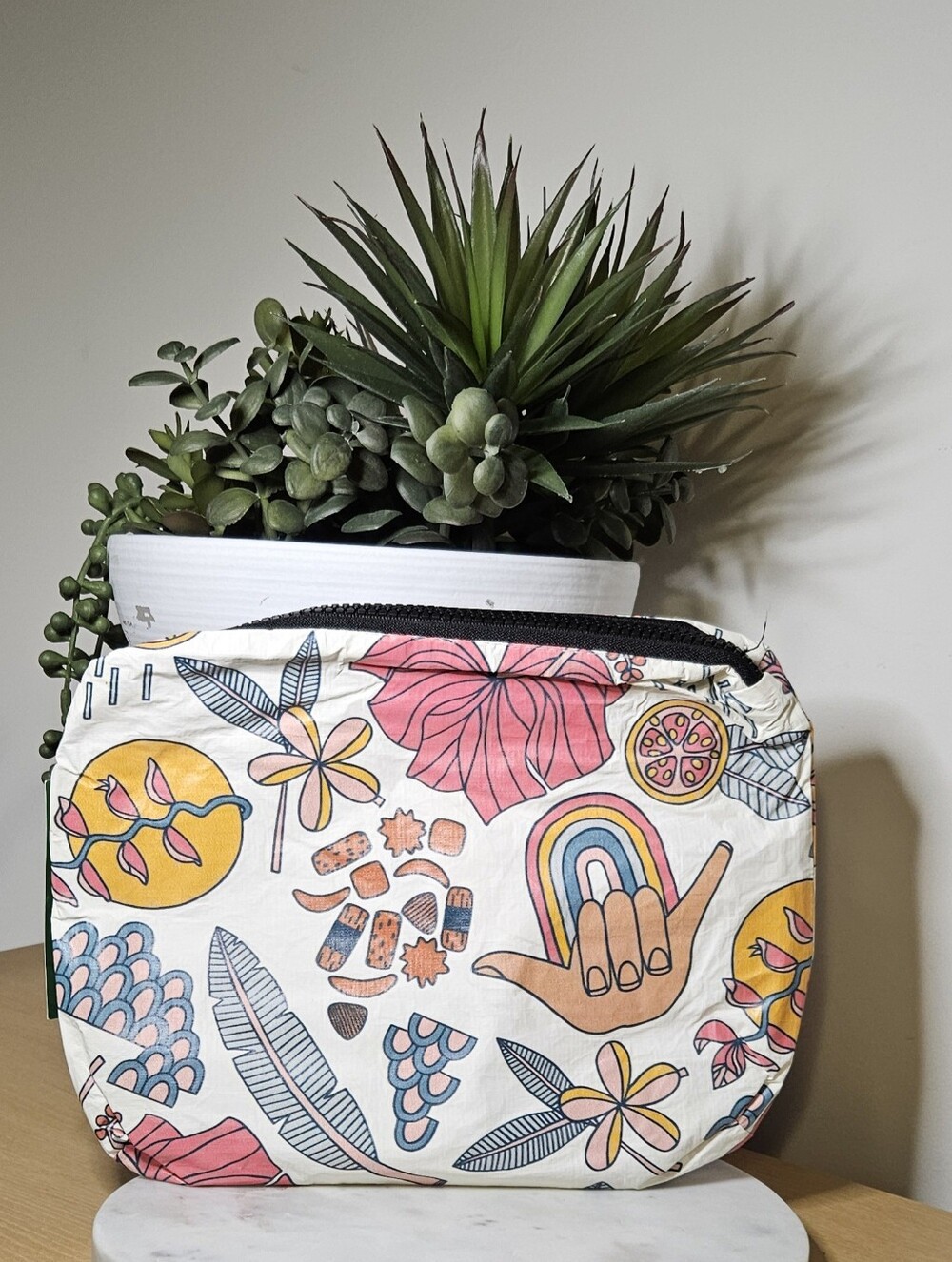 🌺 Jana Lam Tyvek Pouch 🤙🏼
